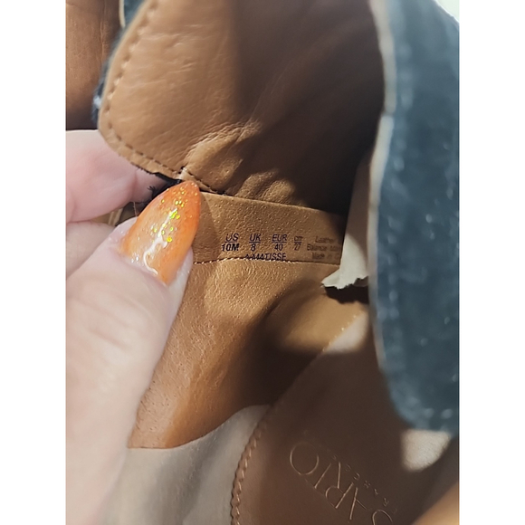 Franco Sarto Black Suede Bootie Size 10M Stacked Chunky 3" Heel Zipper EUC - Picture 8 of 10